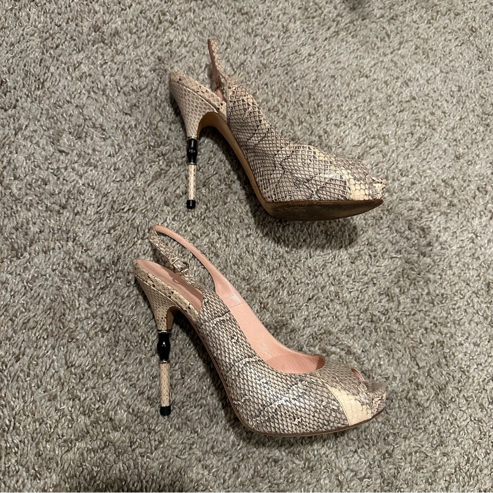 Gucci Snakeskin Peep-Toe Slingback Sandals with Bamboo Style Stiletto Heel - Picture 9 of 10